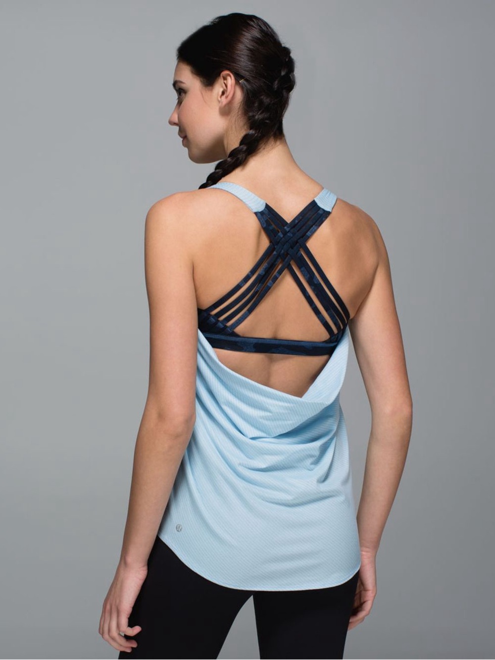 Lululemon 2in1 Wild Tank in light blue with navy bra size 12